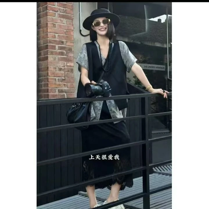 休闲风时尚套装显瘦修身三件套网红爆款气质名媛宽松一整套洋气潮