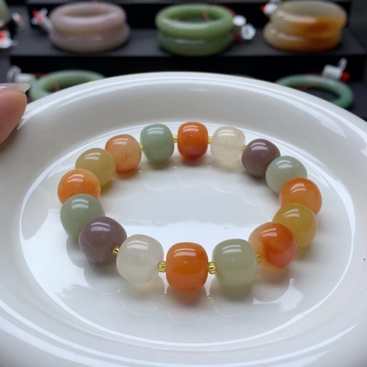 未镶嵌手镯石英岩玉