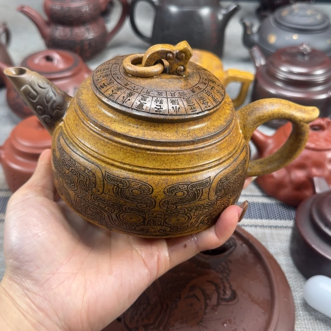 茶壶紫砂紫砂紫色紫砂