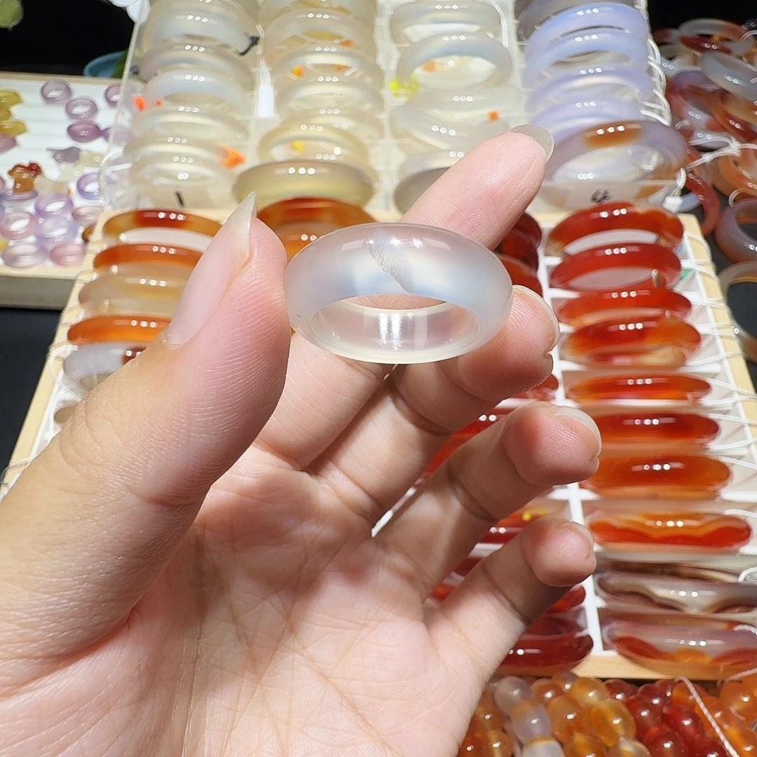 未镶嵌戒圈玛瑙/玉髓冰片 福利