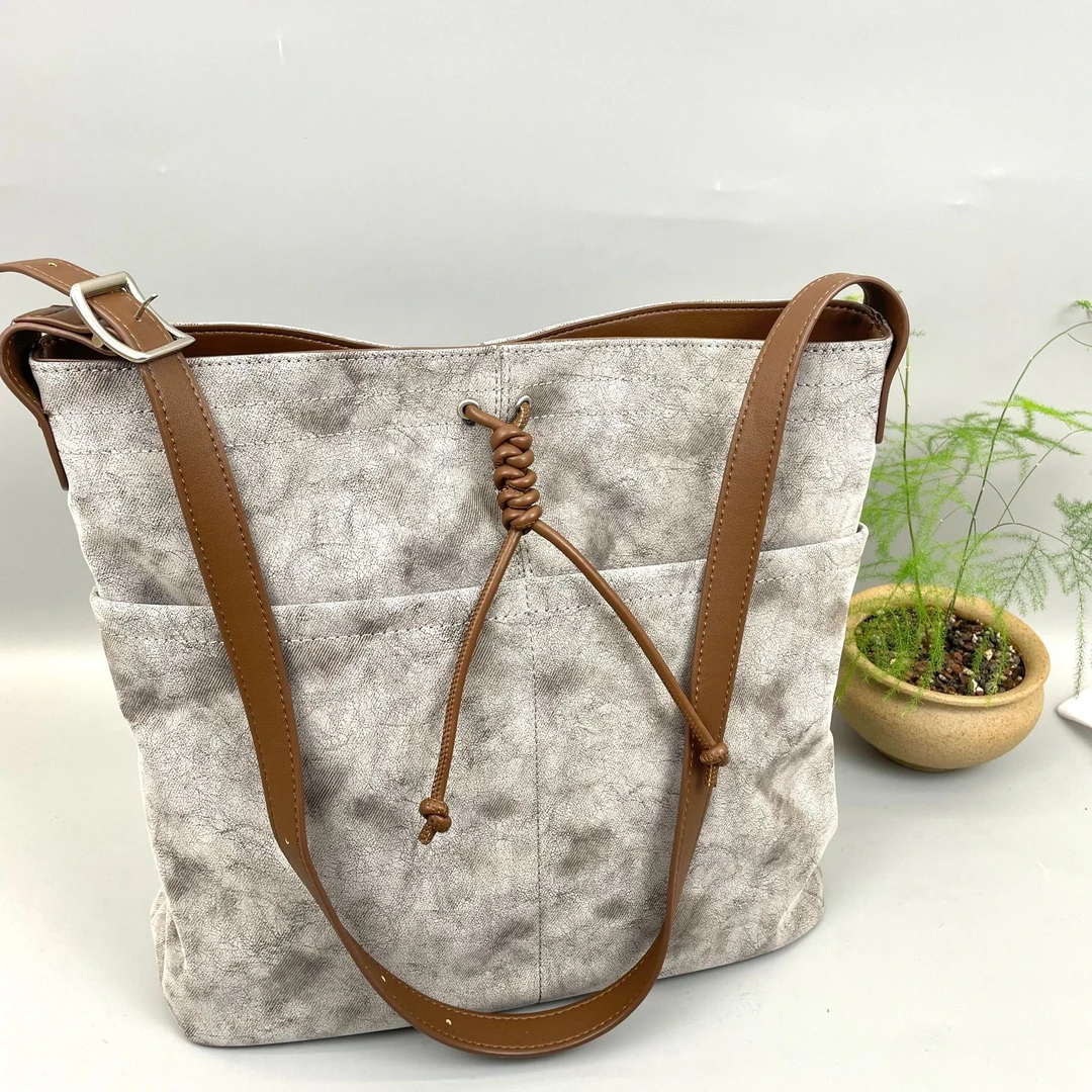 新品撞色晕染通勤包大容量