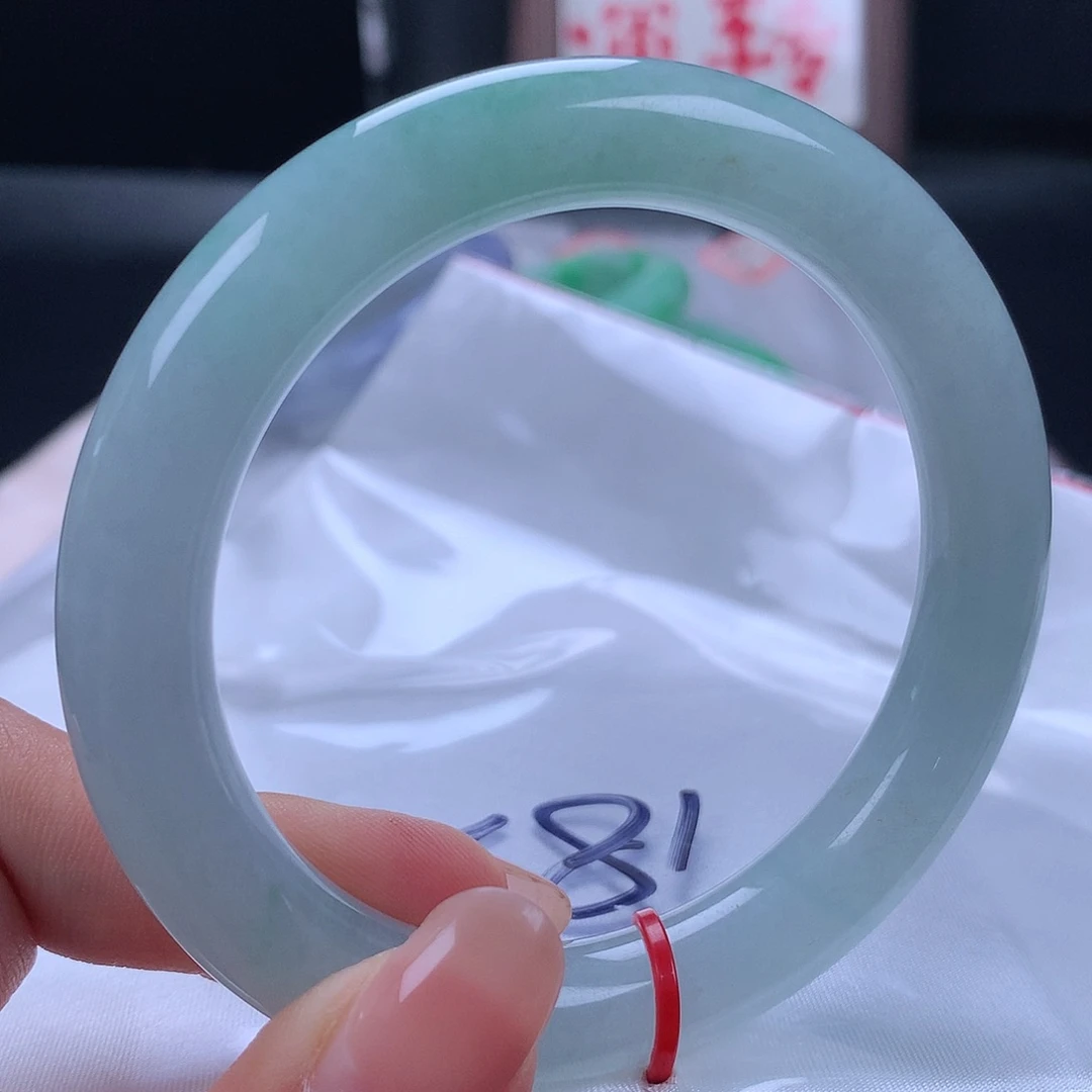 未镶嵌手镯翡翠182