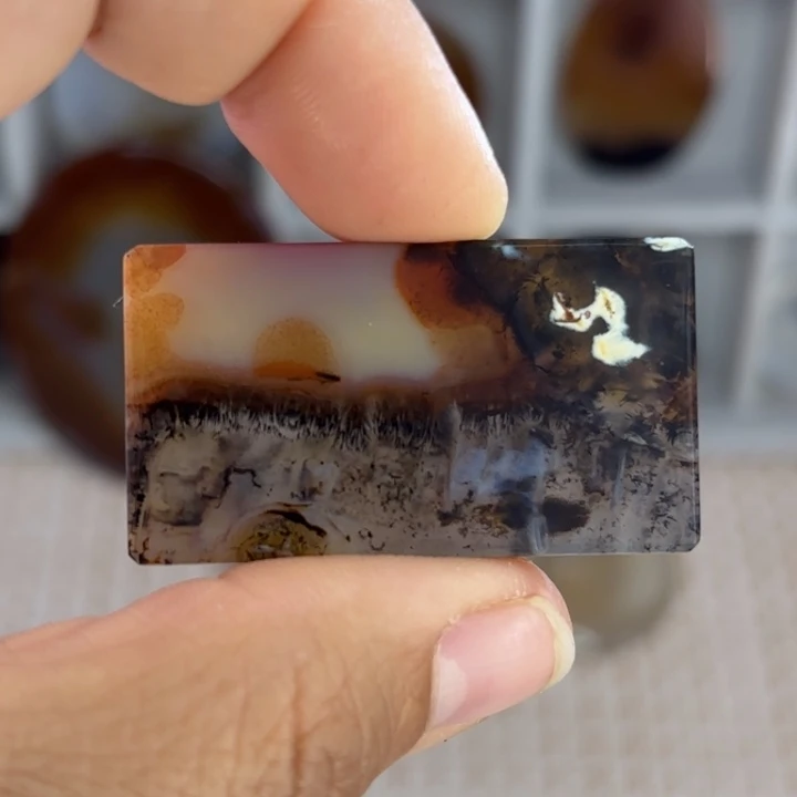 玛瑙/玉髓颈饰未镶嵌