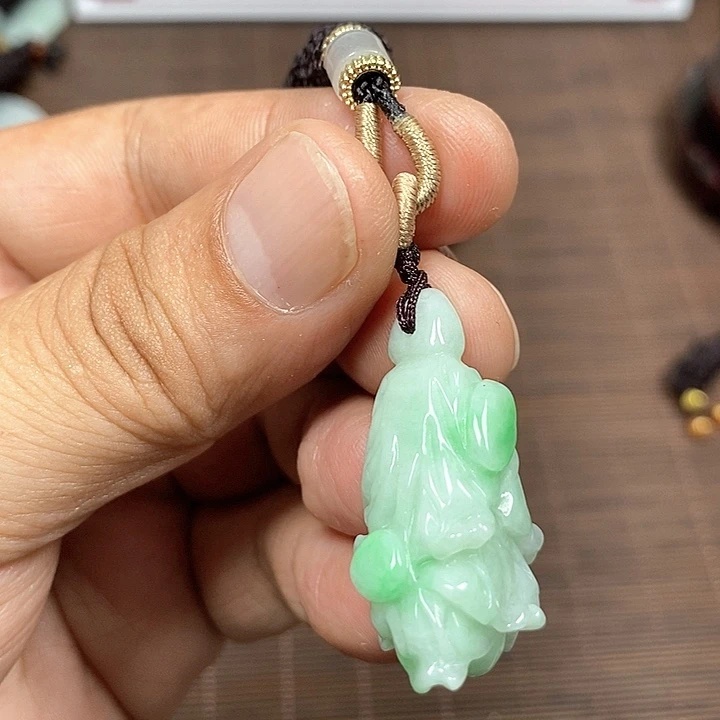 颈饰未镶嵌翡翠天然翡翠玉A货配证书