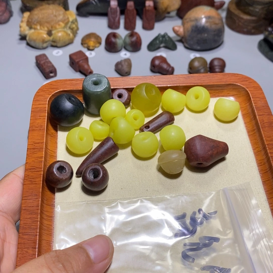 岫岩河磨玉（透闪石质玉）未镶嵌颈饰高*生