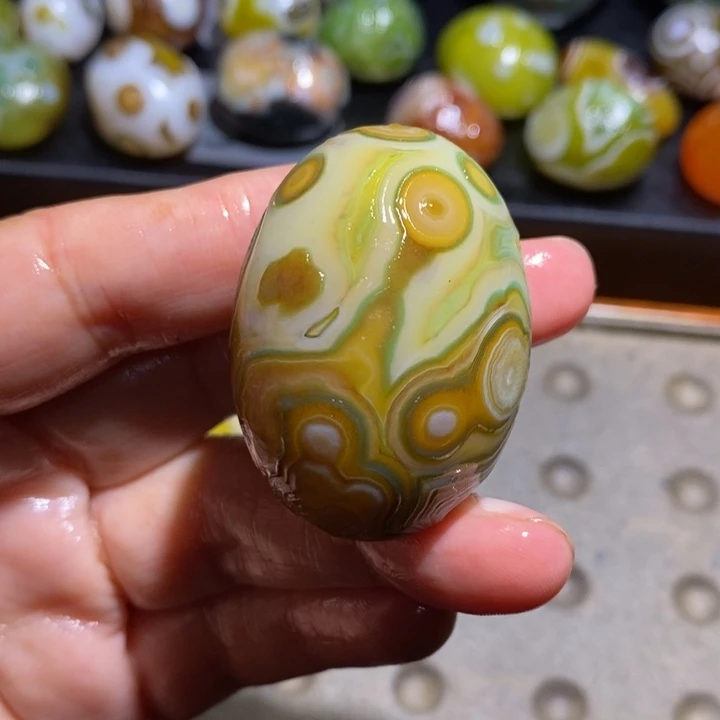 未镶嵌玛瑙/玉髓珠宝半成品141