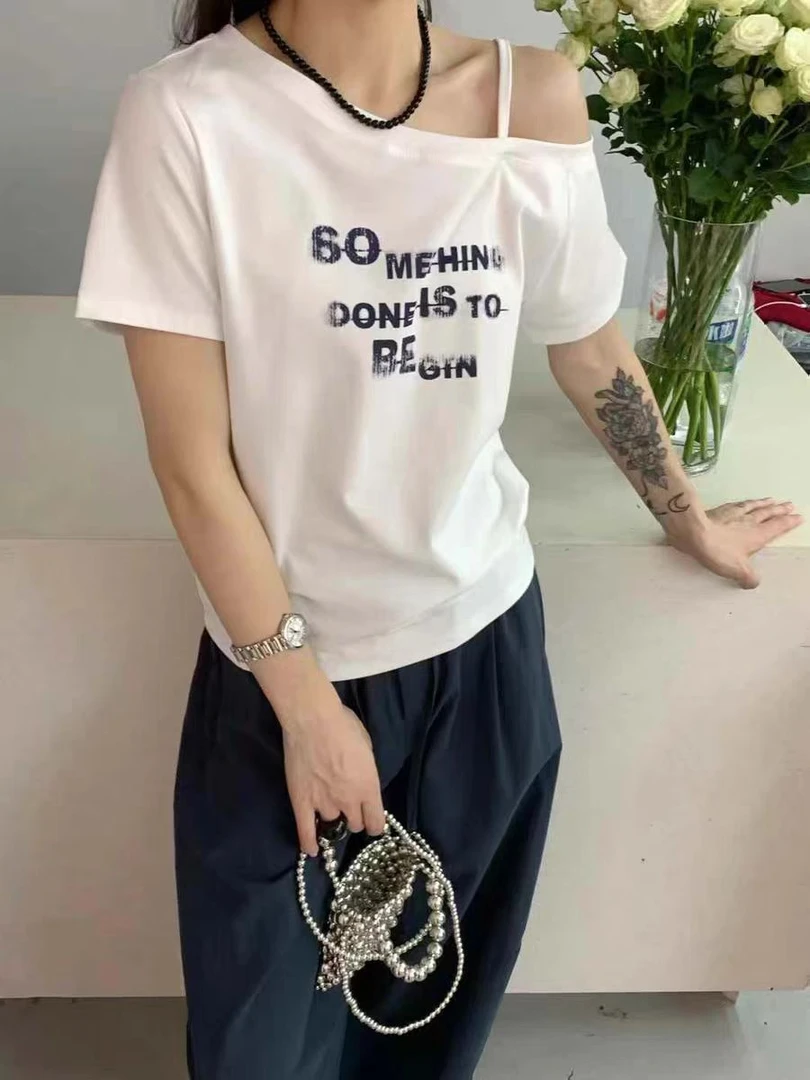 P&C studio 字母漏肩T恤