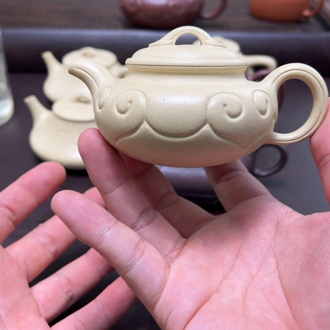 断***离茶壶紫砂汽修厂和机械设备