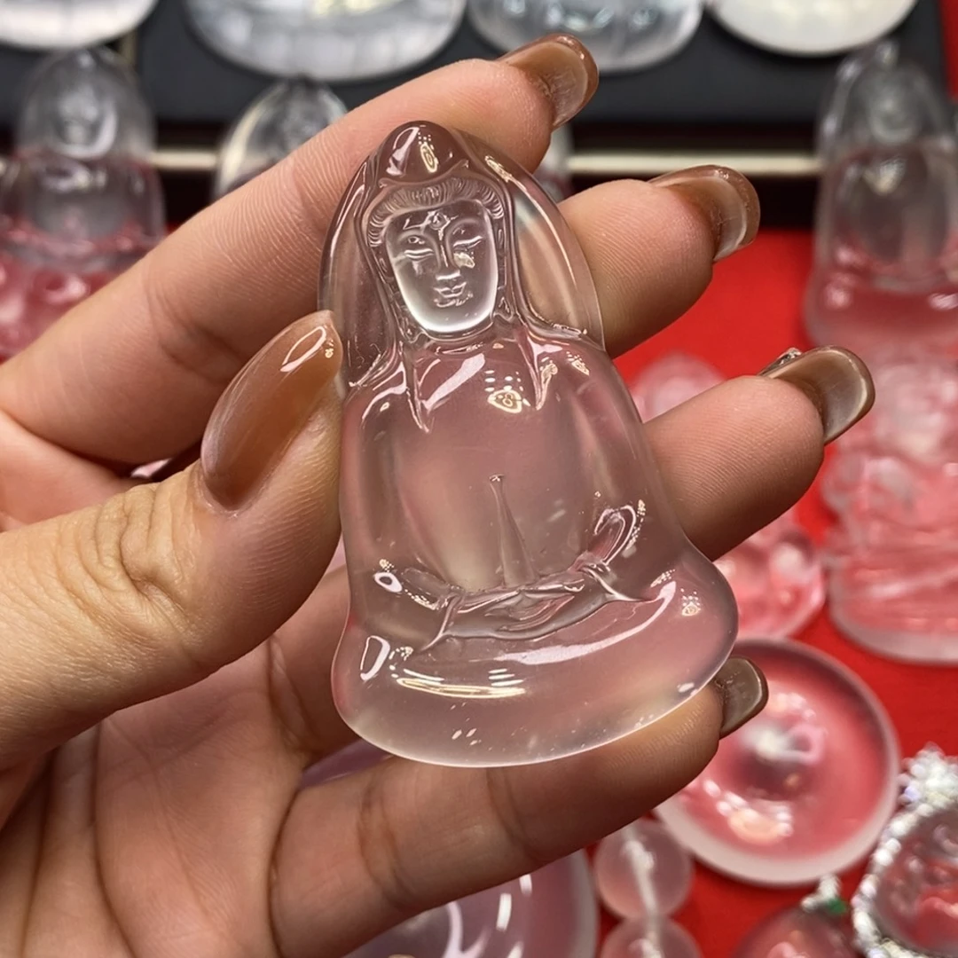 宝***妞石英质玉未镶嵌吊坠