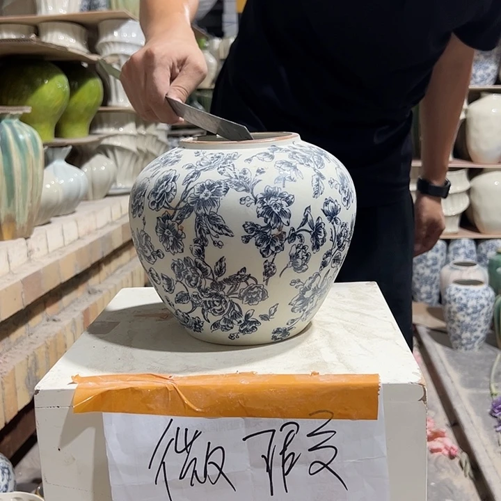 景德镇陶瓷花瓶微瑕介意勿拍