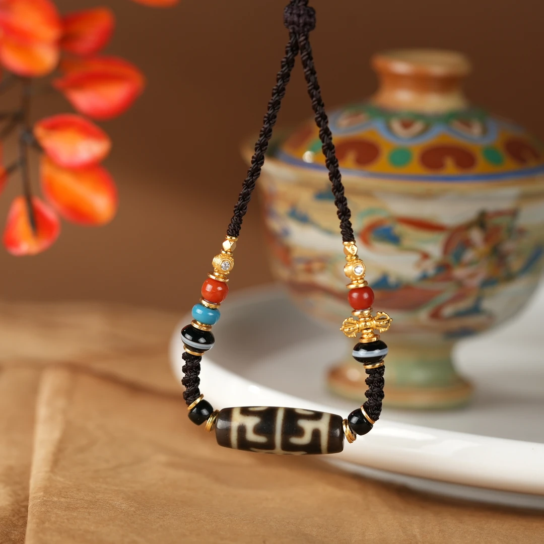 壹加林妹妹 | 玛瑙防伪标无界横款锁骨链