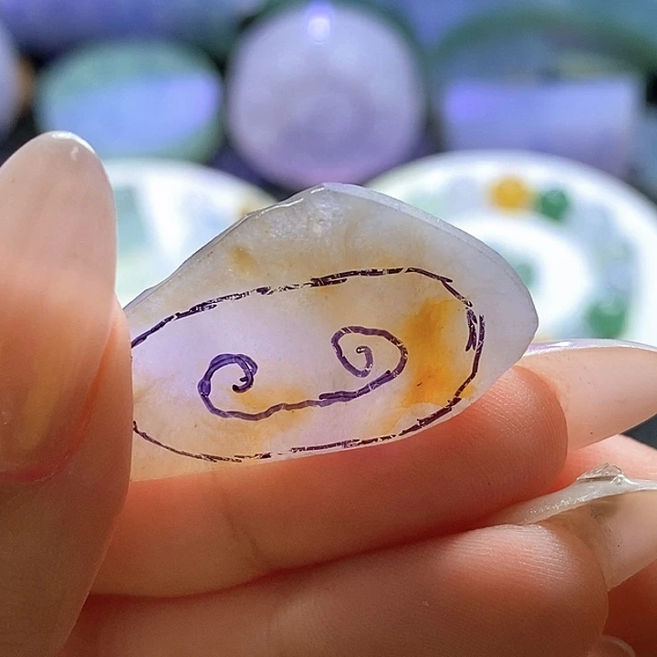 定制翡翠未镶嵌边角