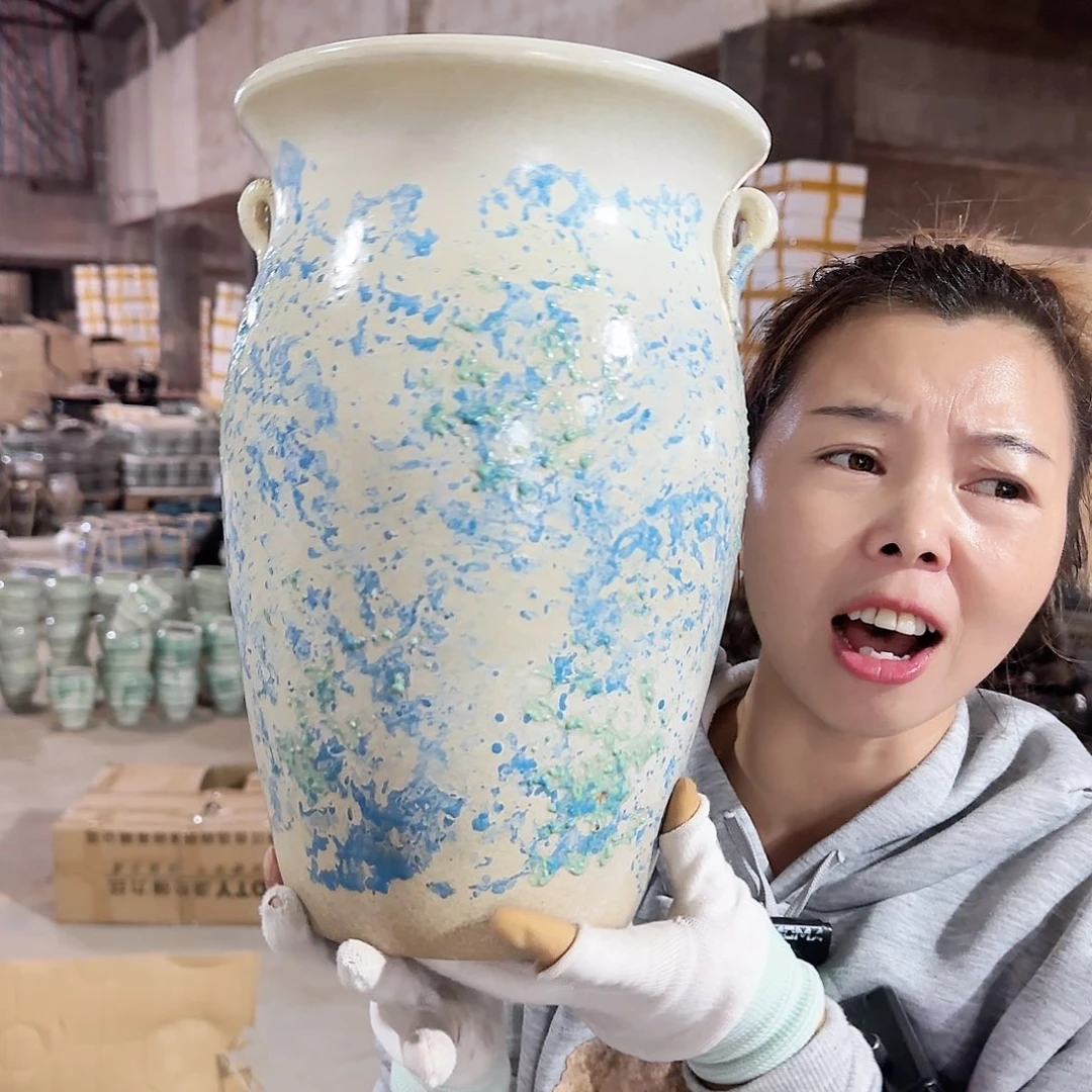 王嫂花盆1104-426