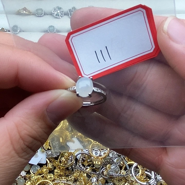 翡翠未镶嵌戒指111