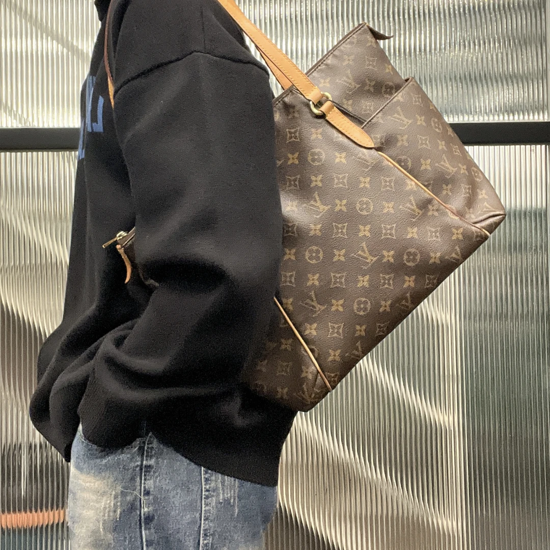 95新 LouisVuitton/路易威登 【涛】03 0237LV老花奶粉单肩包