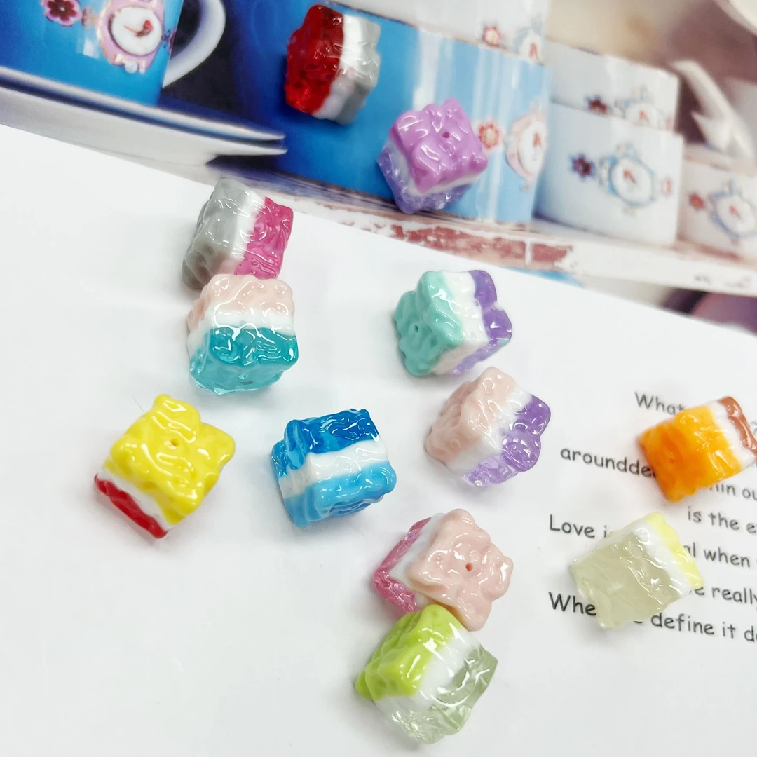 DIY饰品配饰 韩国胶定制珠 “三色夹心方块软糖” 通孔散珠手作材料