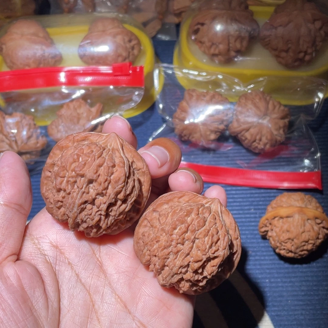 一***儿吊坠文玩核桃一三七42