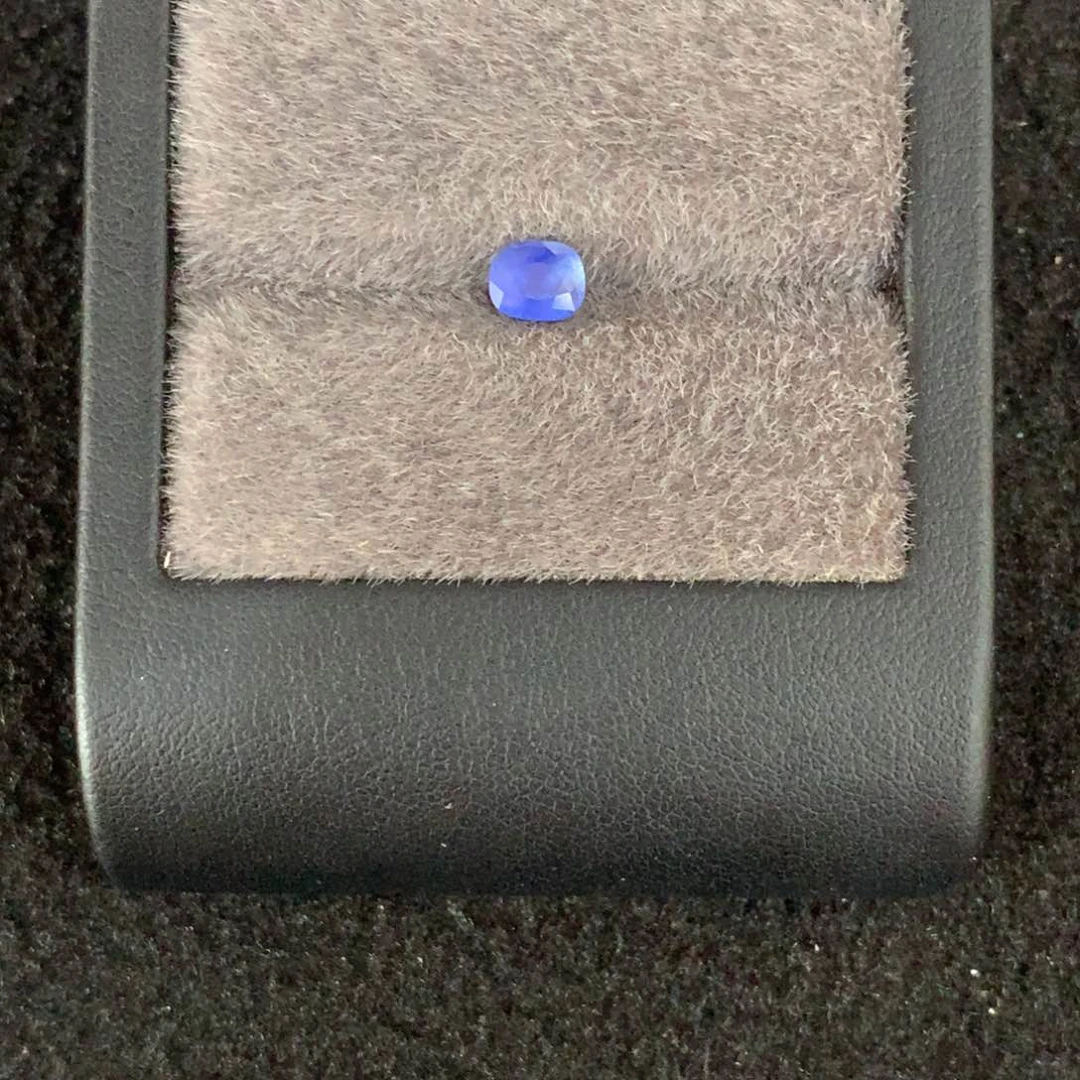 裸石蓝宝石缅甸抹谷天然无烧0.8ct