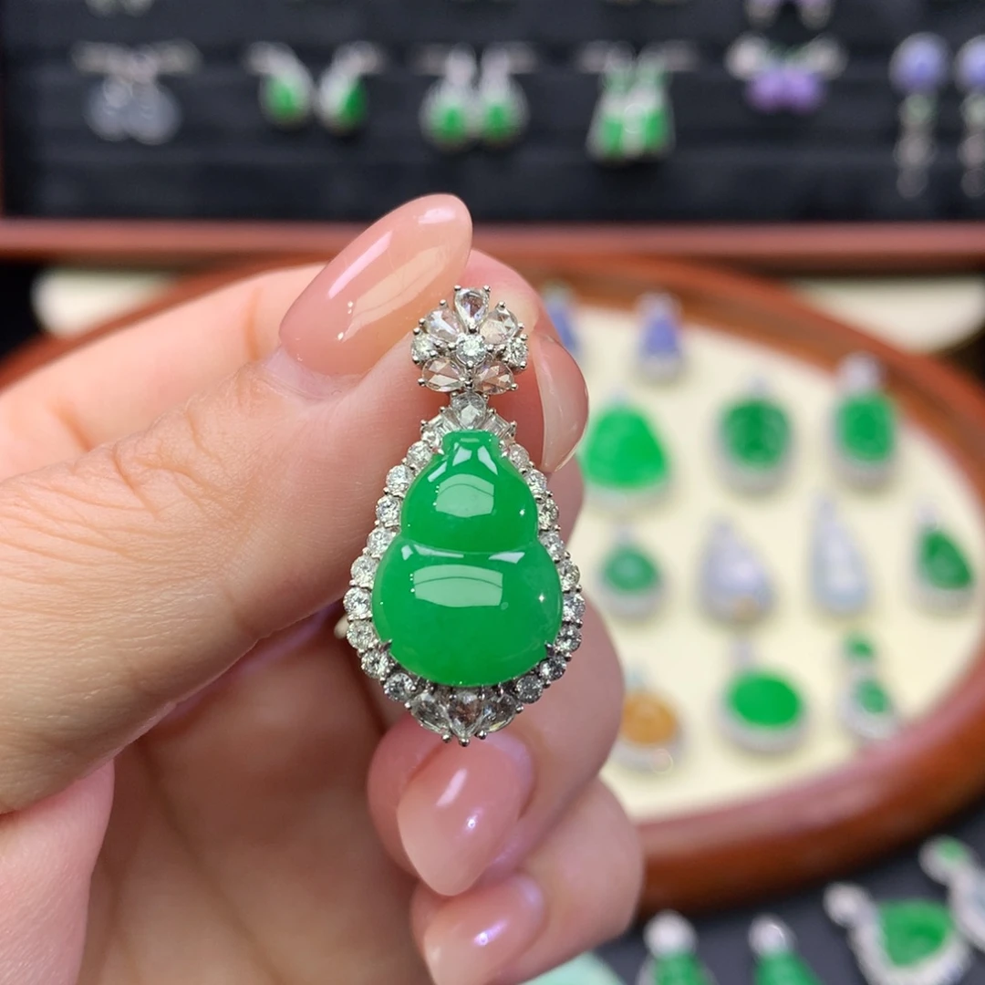 翡翠18K金镶嵌吊坠(不含链)