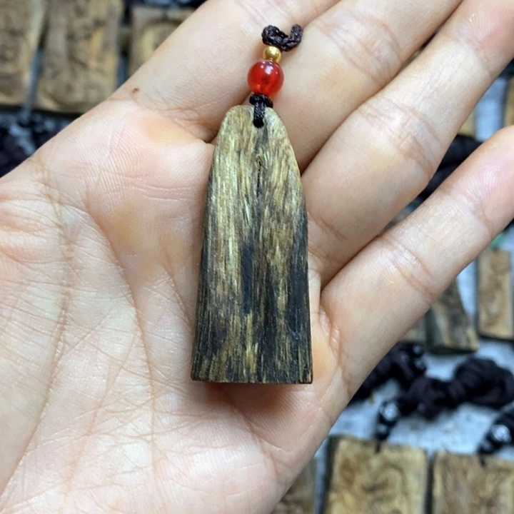 沉香手把件奇楠沉香素牌吊坠