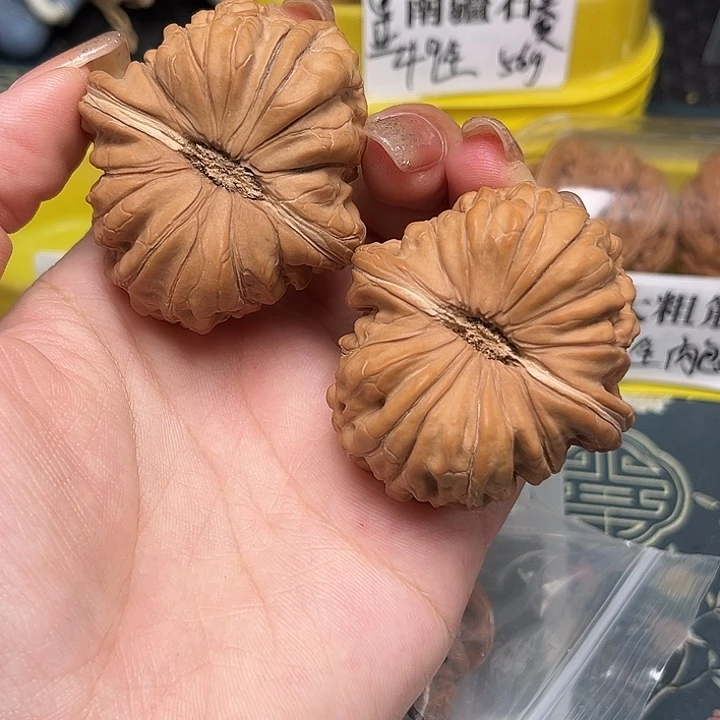 吊坠桃核45-27952-02