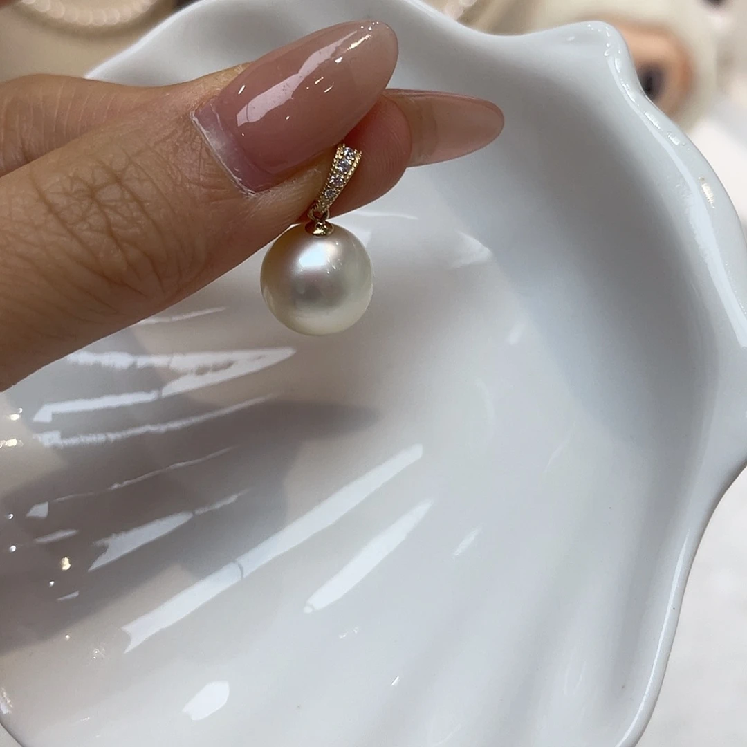 海水珍珠吊坠(不含链)18K金镶嵌