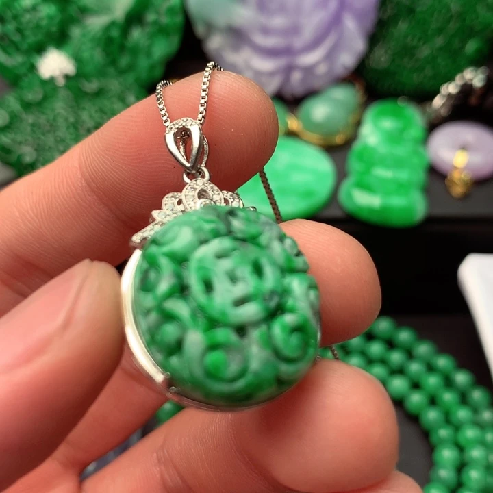 翡翠未镶嵌吊坠(不含链)