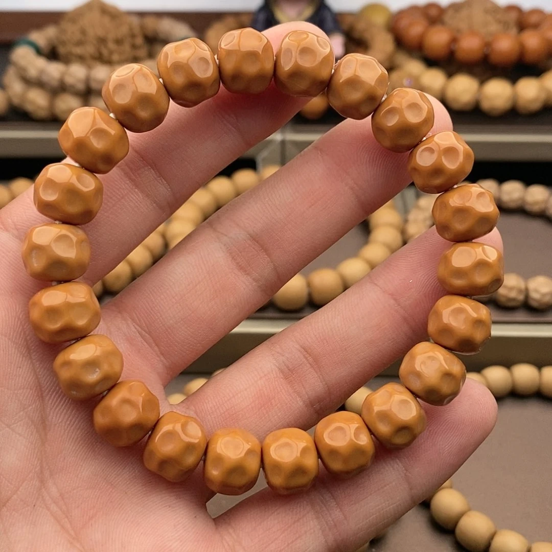 猴头核桃手串奔***牛奶酪微瑕