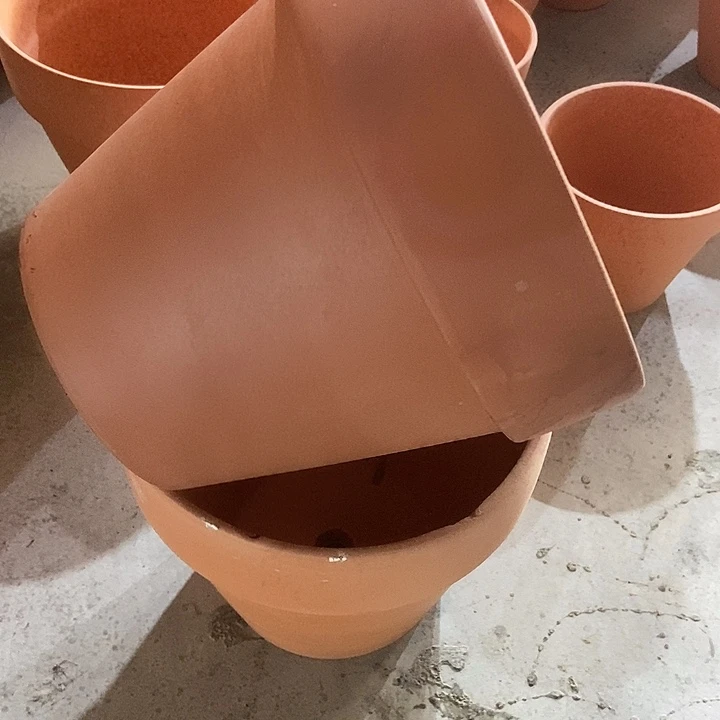 瑕疵紅陶20×18-2