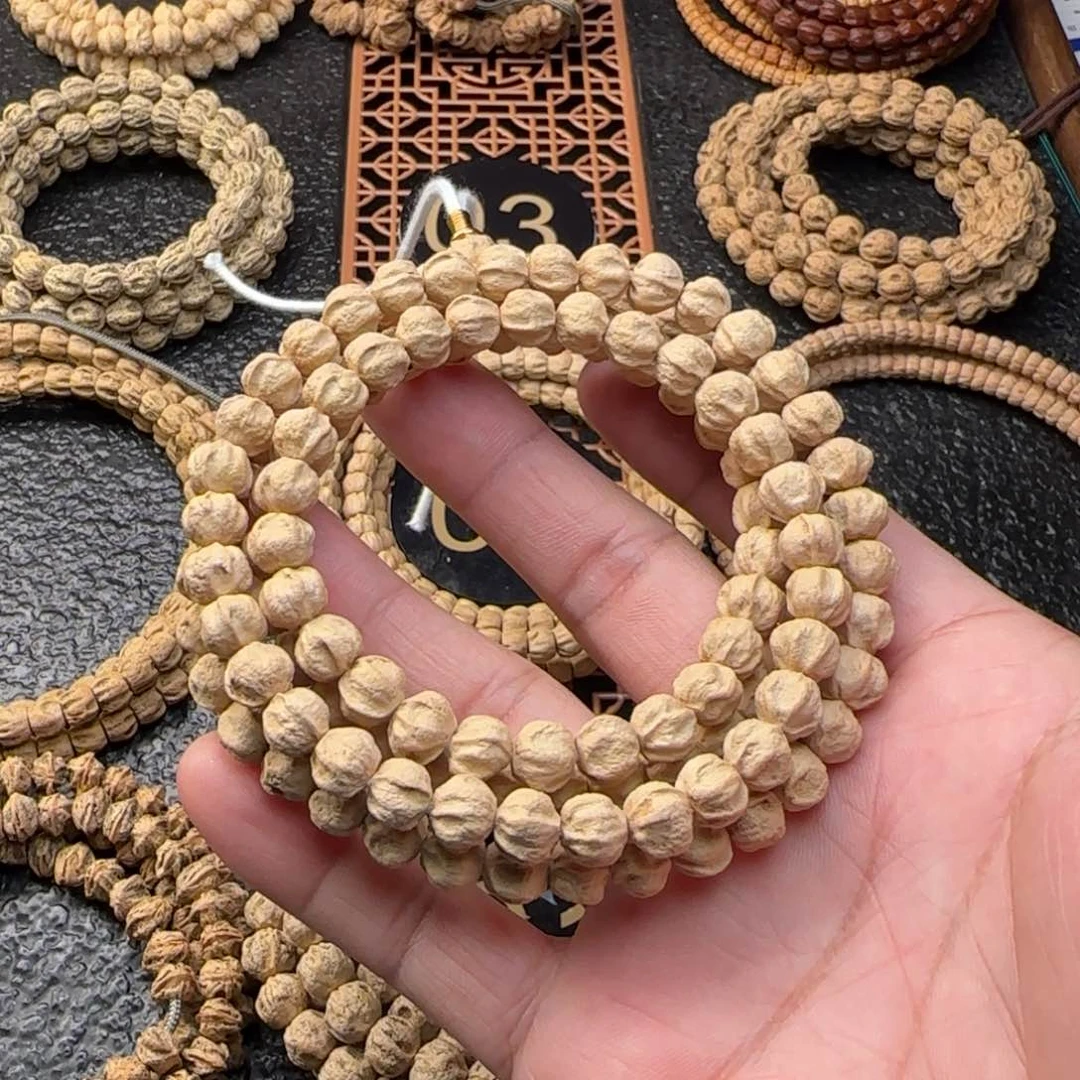 柏香籽/百香籽吊坠哦**哟