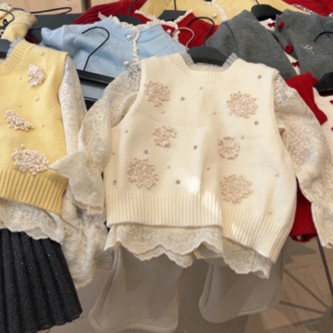 2025年款重工花朵马甲蕾丝衬衫两件套