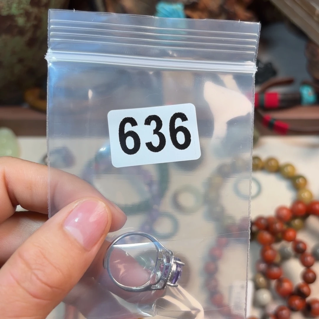 岫岩河磨玉（透闪石质玉）戒指未镶嵌奎*