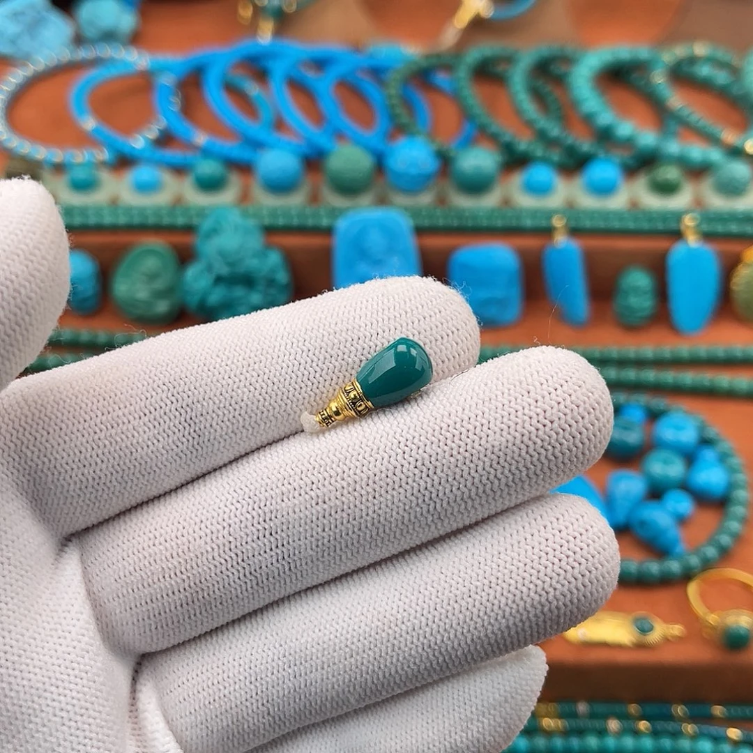 绿松石18K金镶嵌珠宝奇石