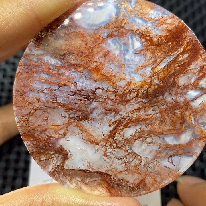 未镶嵌颈饰玛瑙/玉髓年*