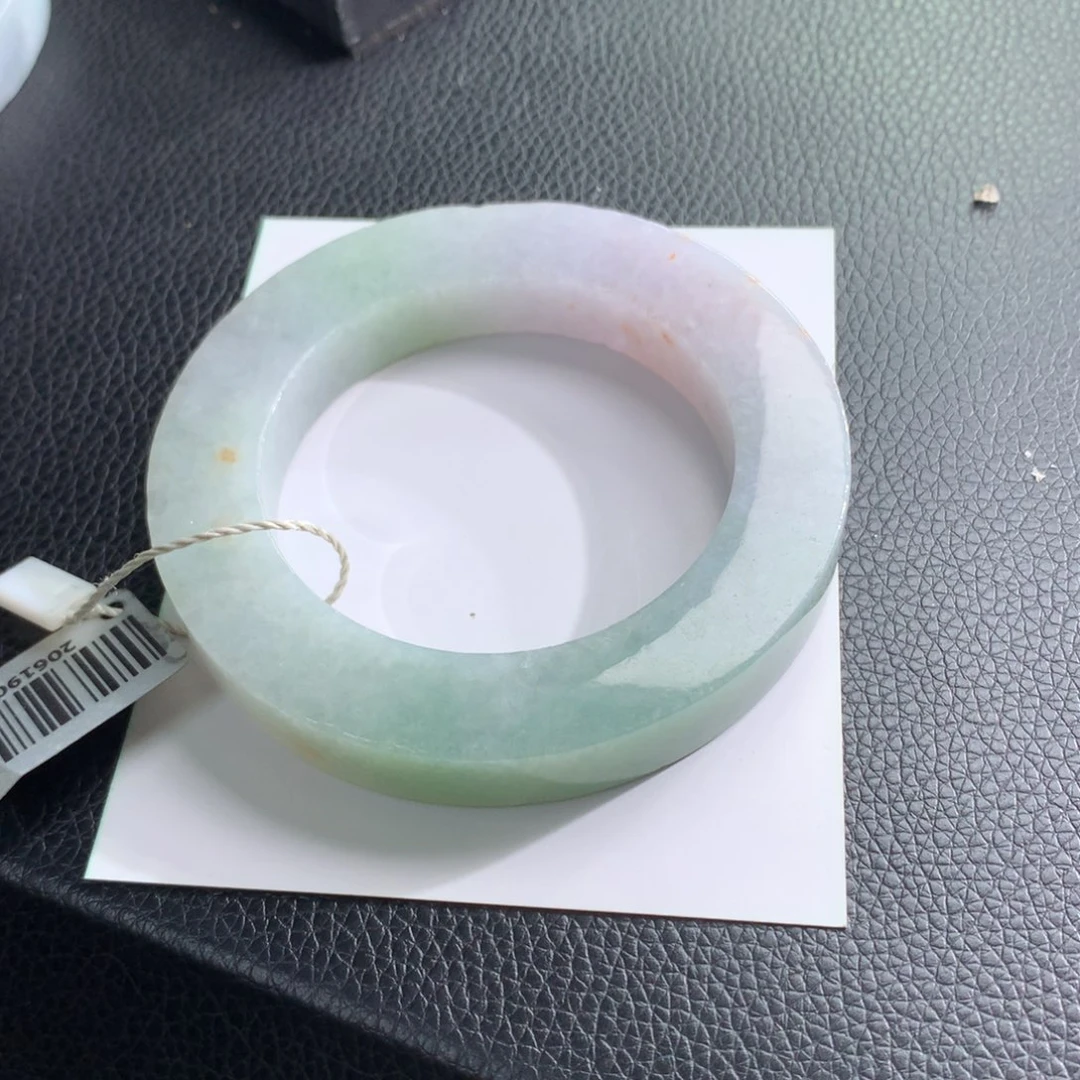 定制翡翠未镶嵌翡翠手镯