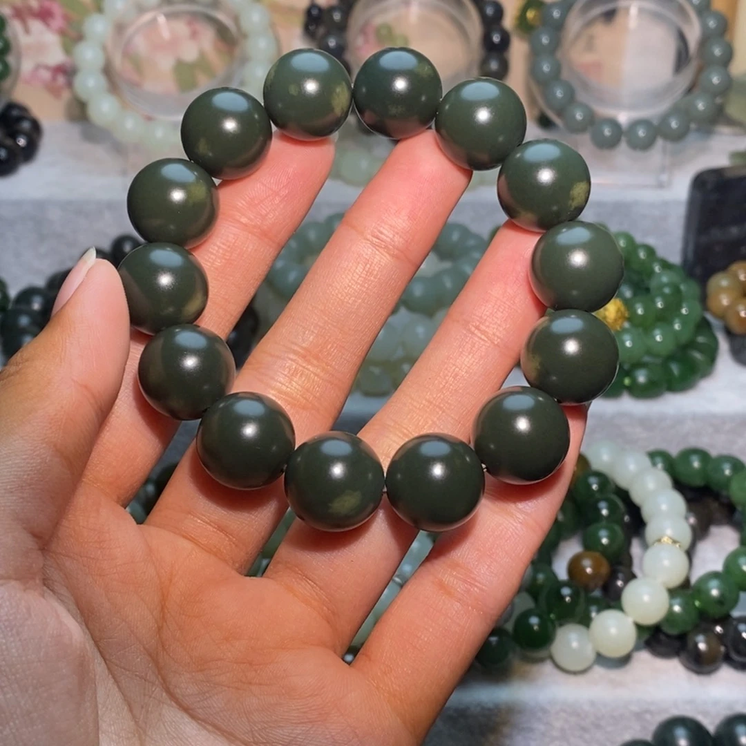 快***久和田玉未镶嵌手链