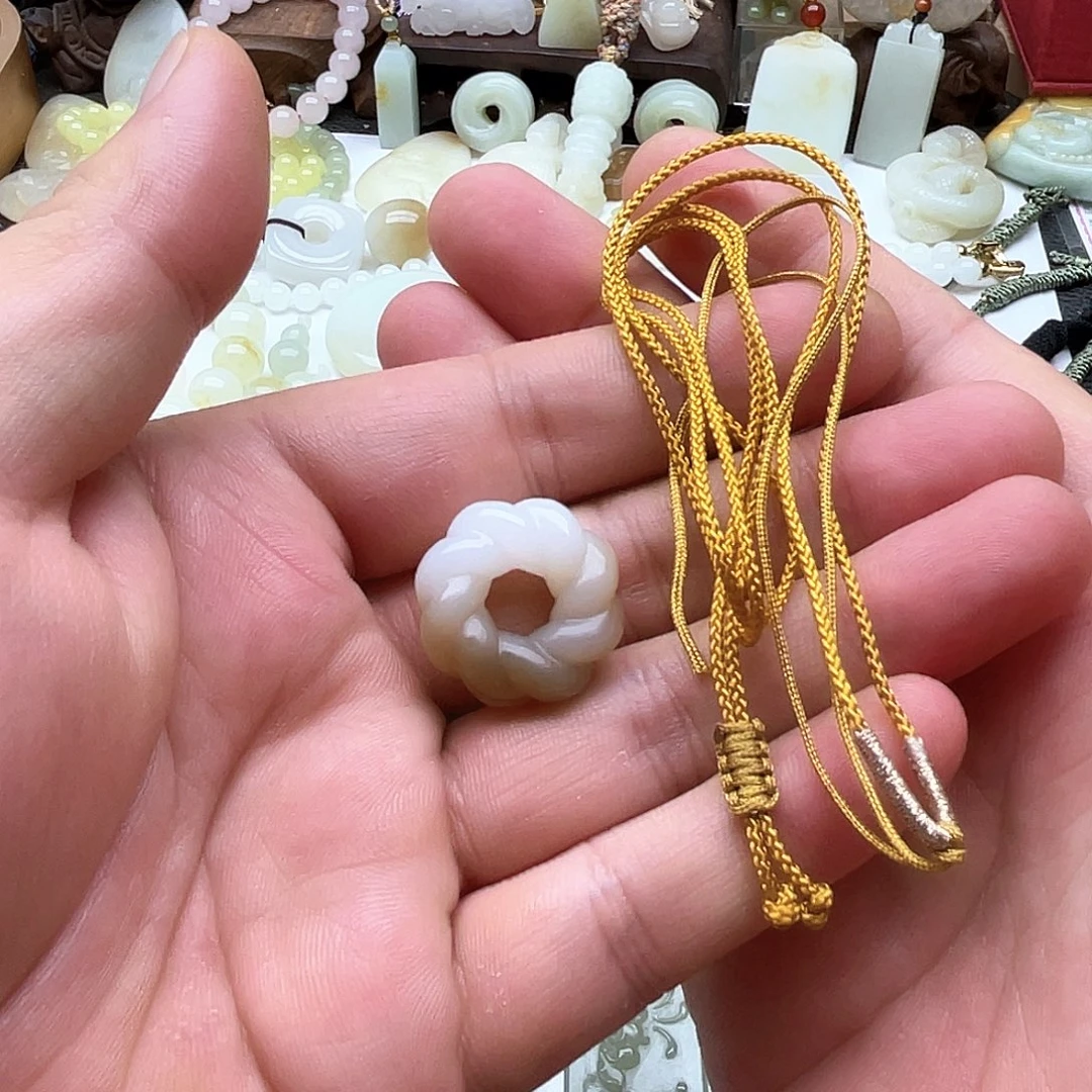 秋***崽和田玉未镶嵌吊坠(不含链)