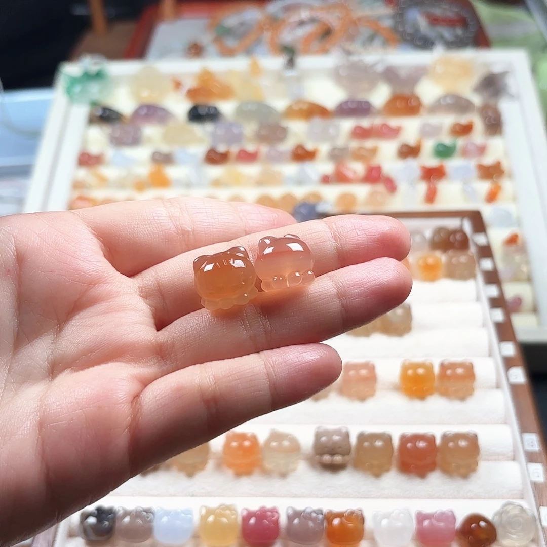 借****玛瑙/玉髓未镶嵌颈饰