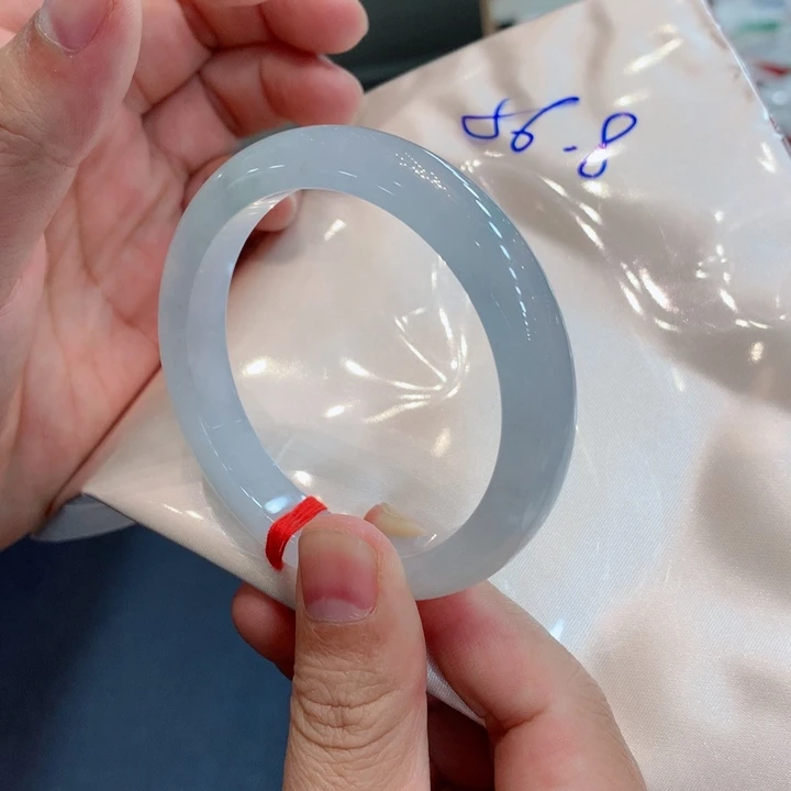 翡翠未镶嵌手镯手镯