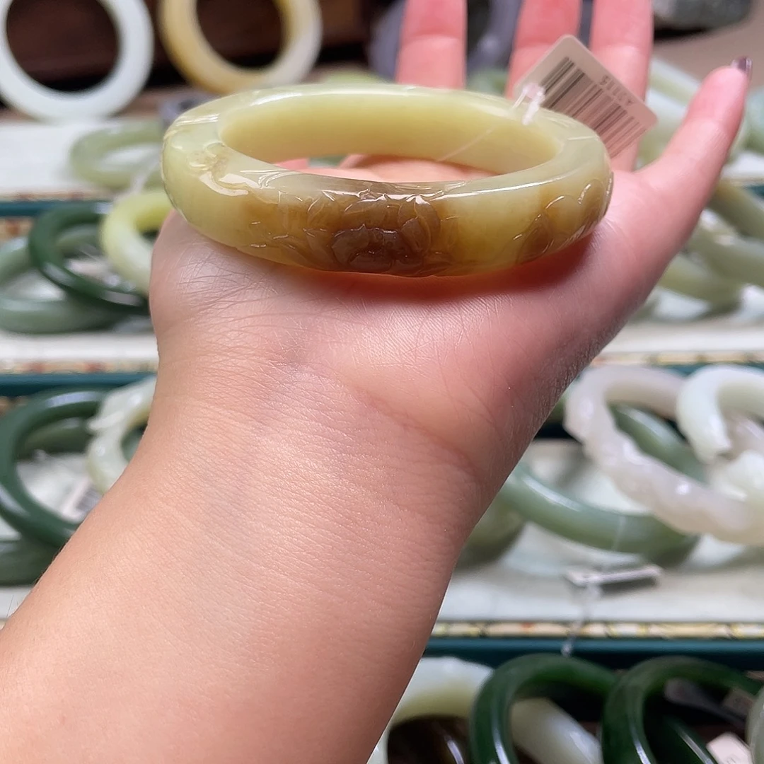 和田玉未镶嵌手镯54