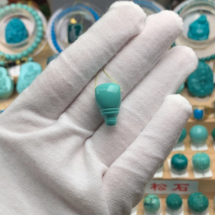 绿松石未镶嵌珠宝奇石