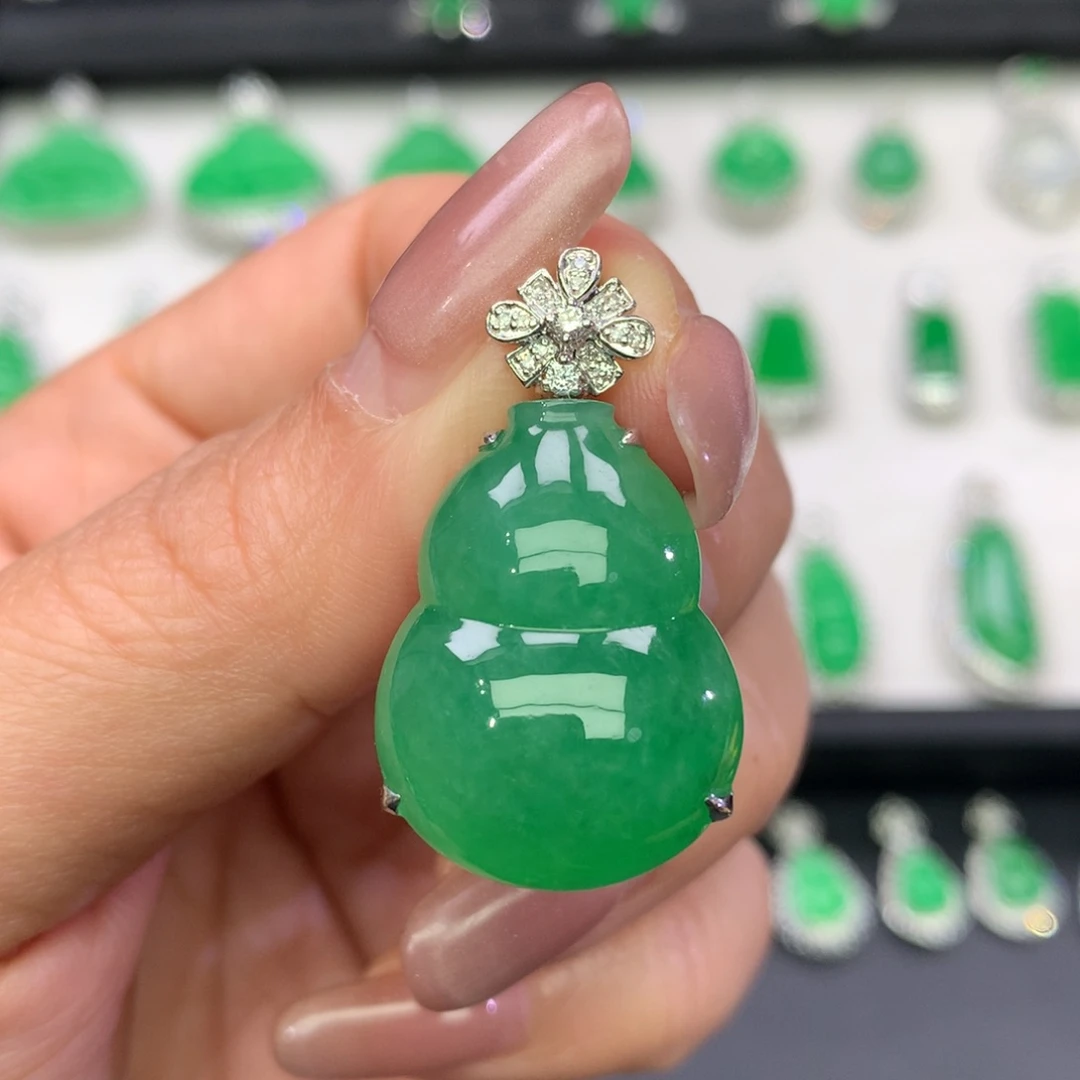 翡翠18K金镶嵌吊坠(不含链)