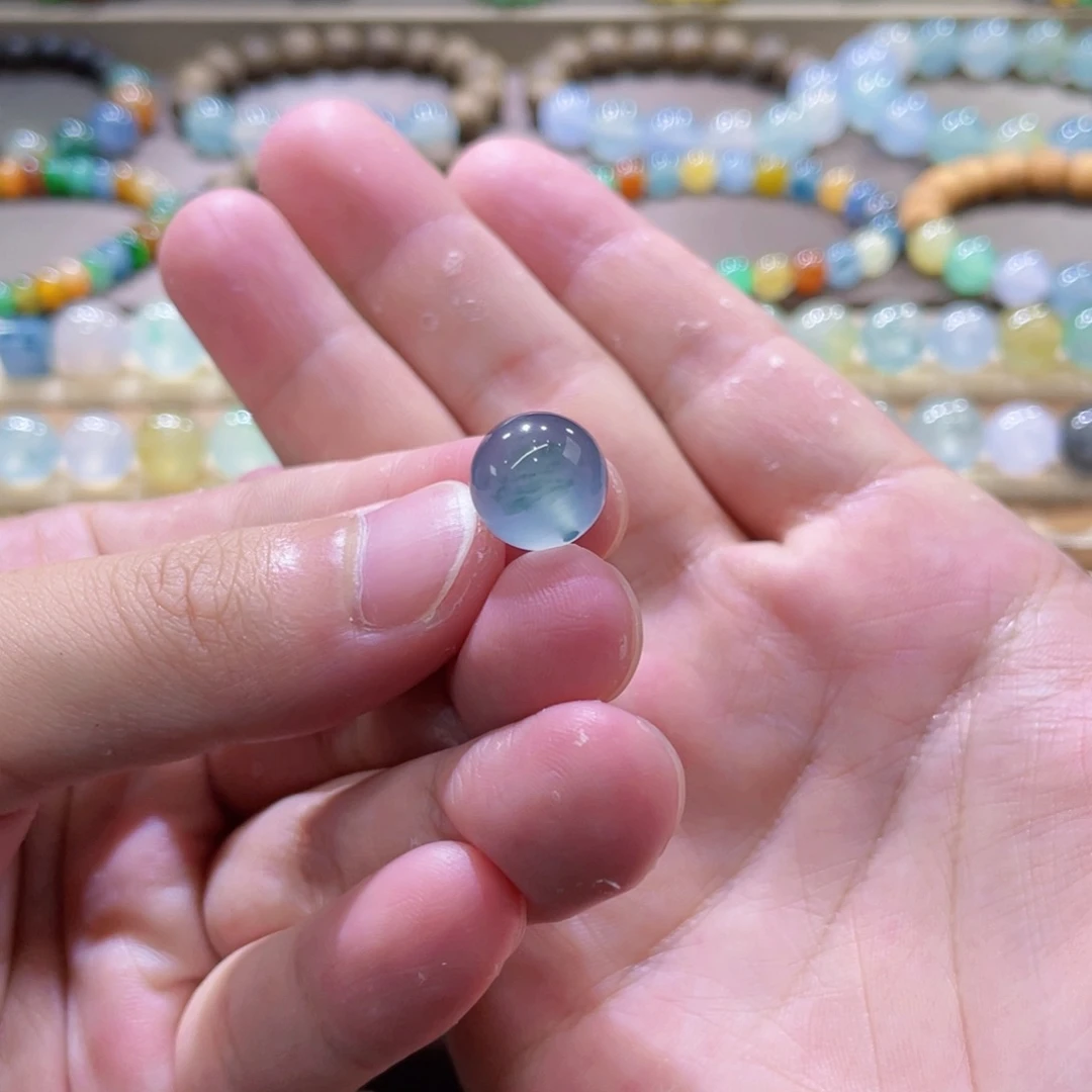 翡翠未镶嵌手链孔雀蓝