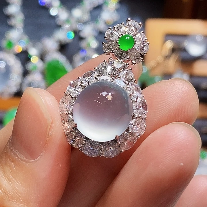 吊坠(不含链)18K金镶嵌翡翠