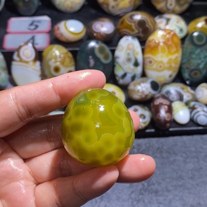 玛瑙/玉髓未镶嵌珠宝奇石66