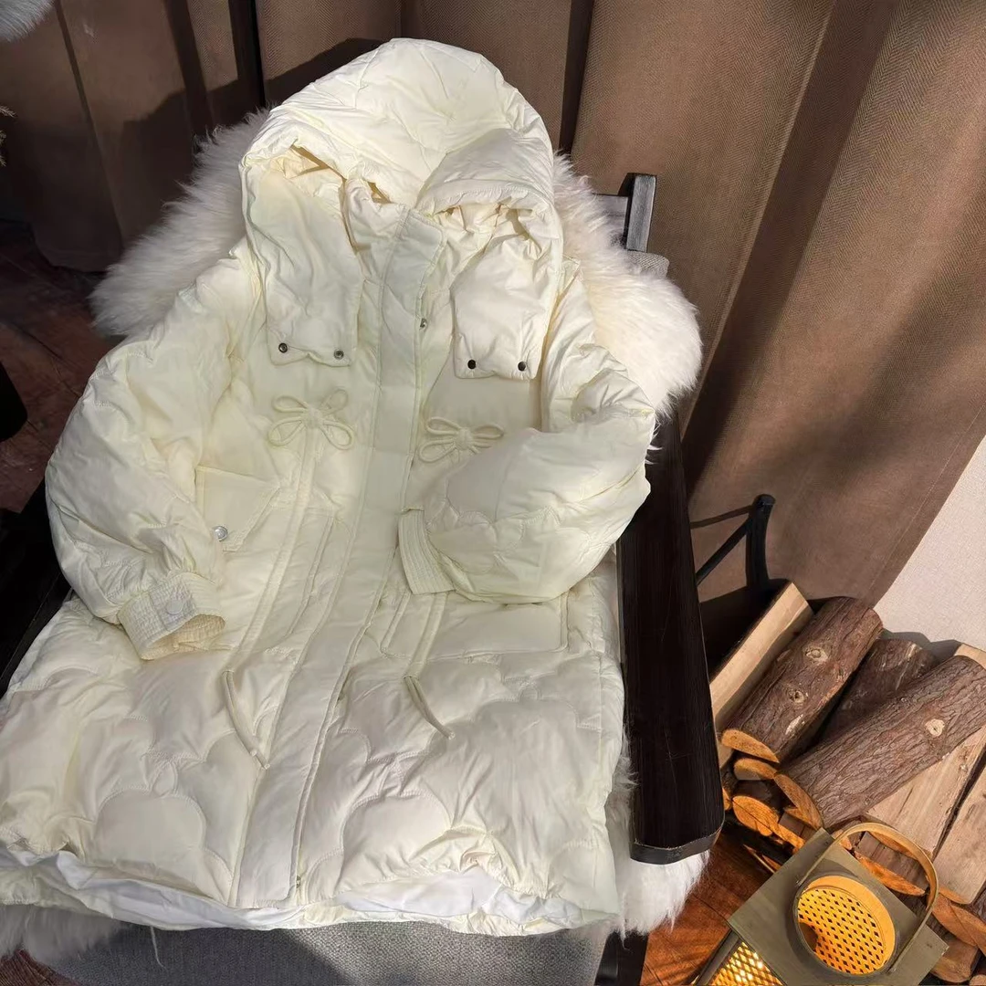 【首次五折】西町村屋文艺感花朵抽绳长款羽绒服冬季YD7205023