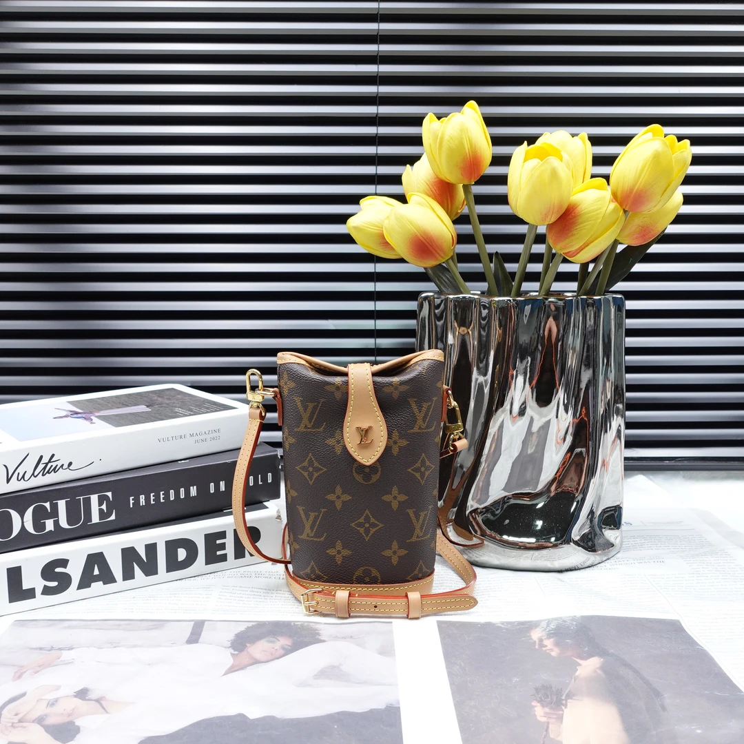 95新 LouisVuitton/路易威登 单肩包/T10314020