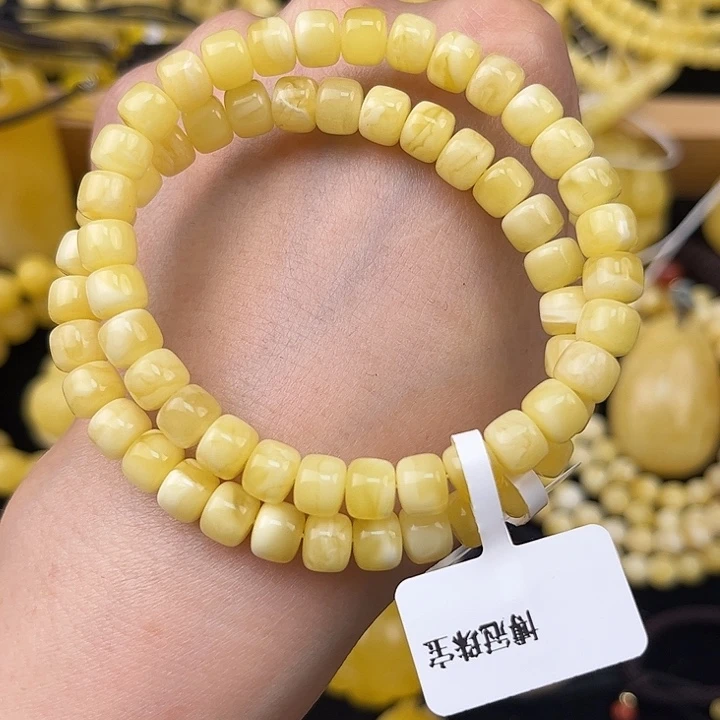 琥珀未镶嵌颈饰琥珀，多样性发其一