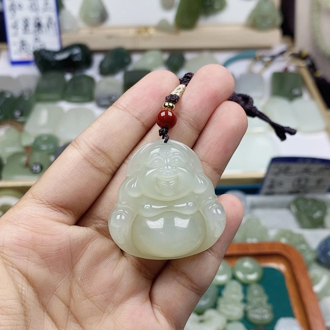 和田玉未镶嵌颈饰佛公35mm