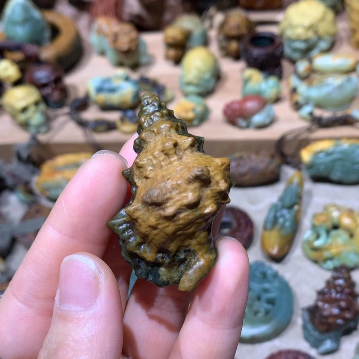 未镶嵌岫岩河磨玉（透闪石质玉）把件福****4